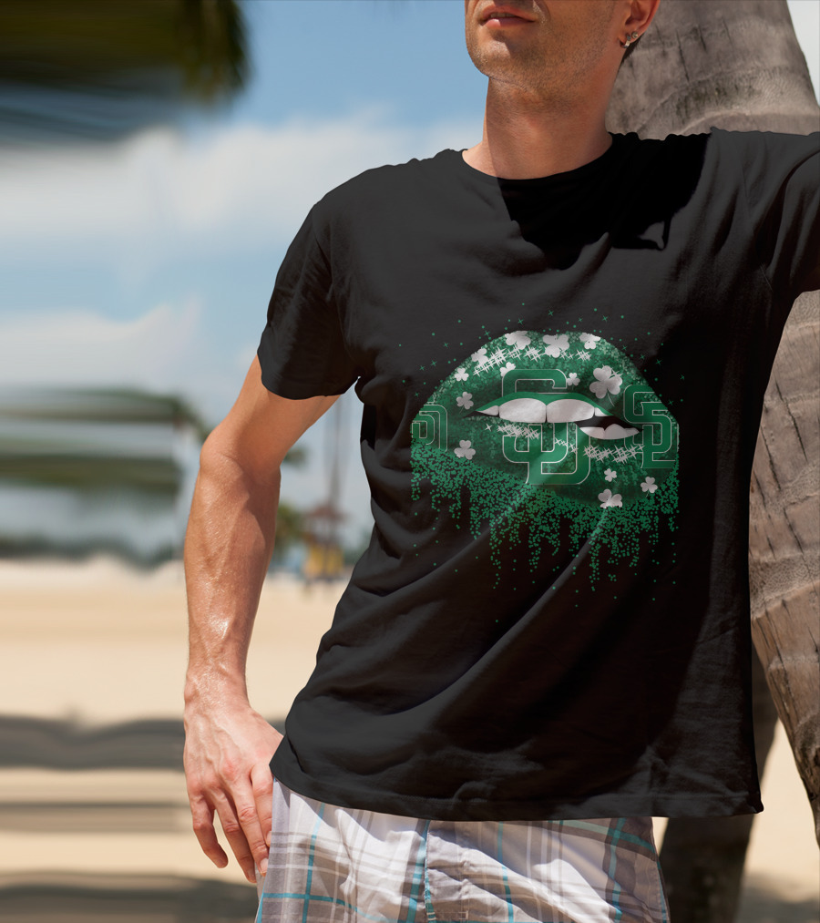 San Diego Padres Shamrock Green Lips Sparkle T-Shirt