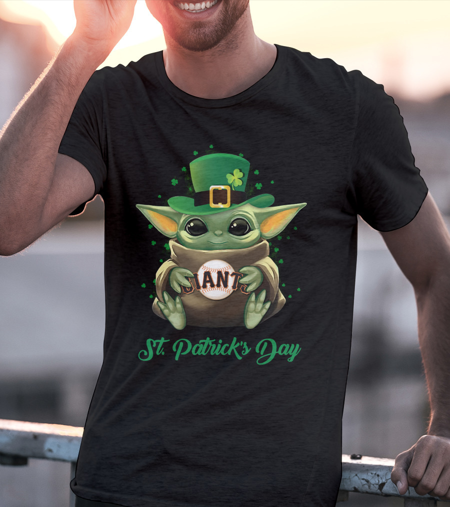 San Francisco Giants Baby Yoda St. Patrick's Day Clover Hat Baseball T-Shirt