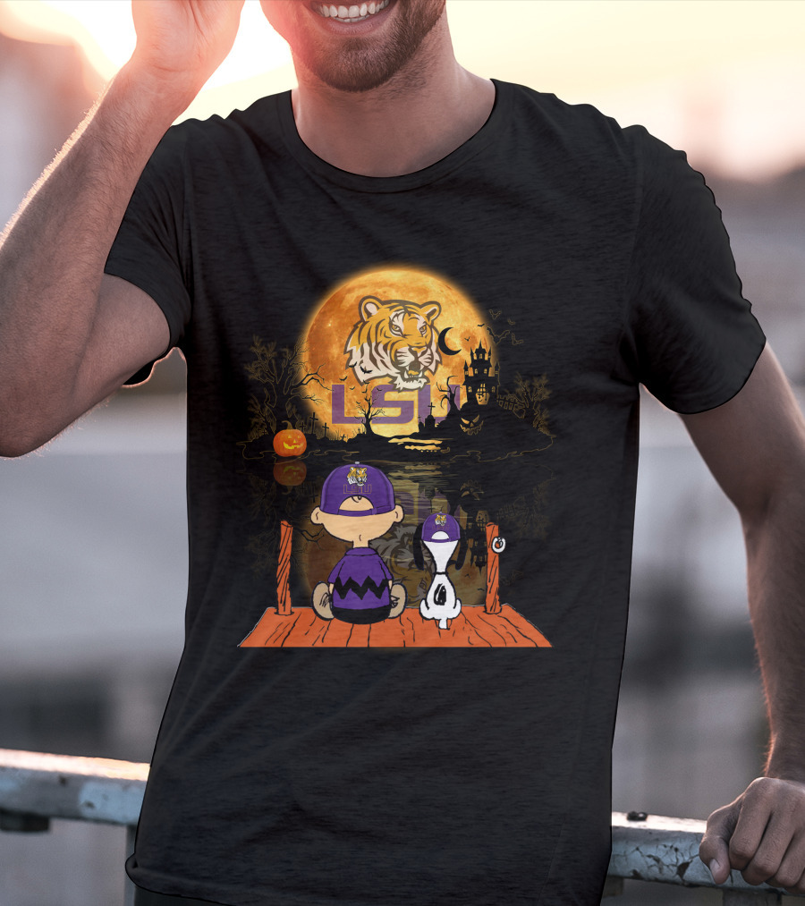 LSU Tigers Halloween Full Moon Pumpkin  T-Shirt