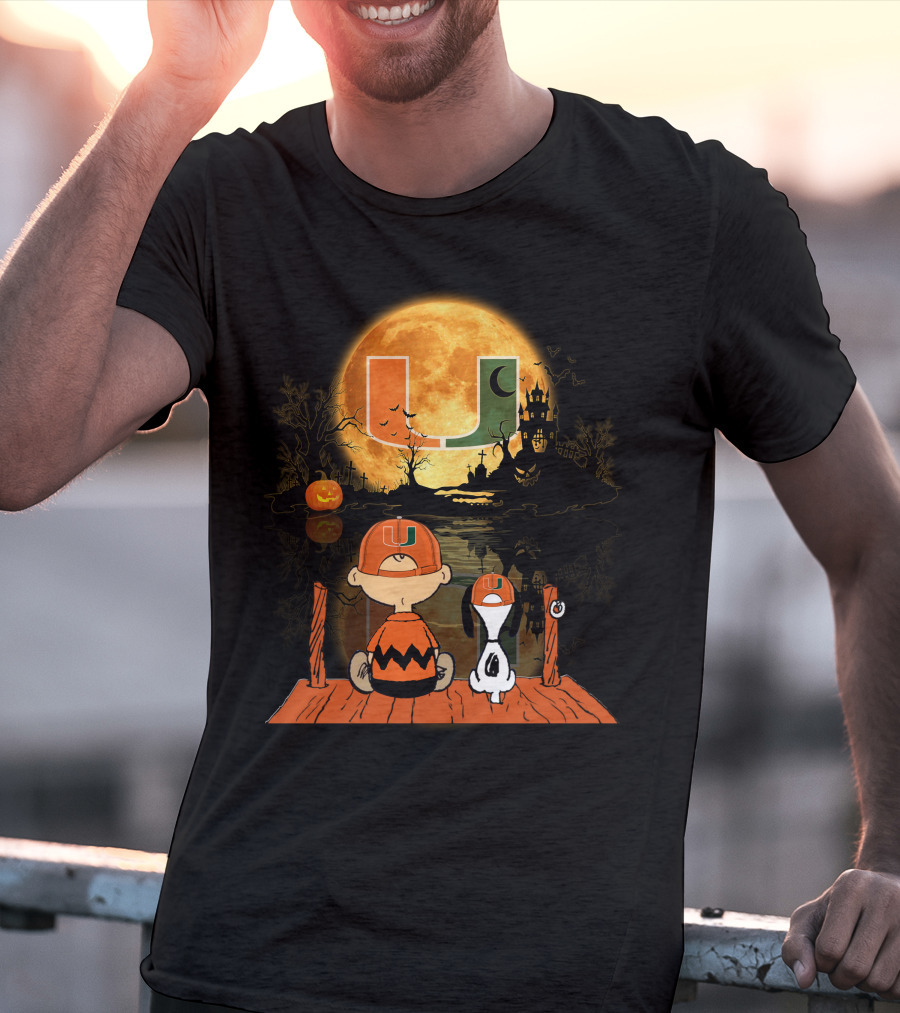 Miami Hurricanes Halloween Full Moon U Logo Charlie And Snoopy Scene T-Shirt