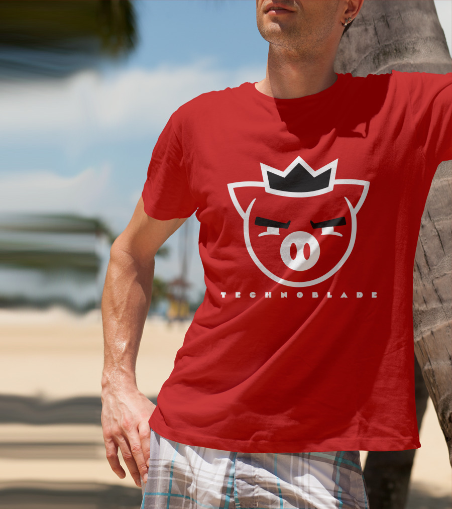 TECHNOBLADE Pig Crown T-Shirt