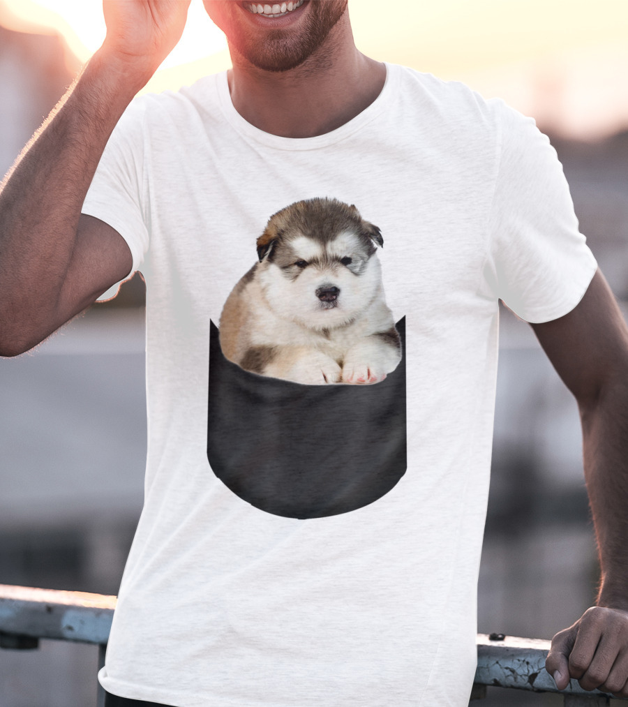 Alaskan Funny Dog In Pocket T-Shirt