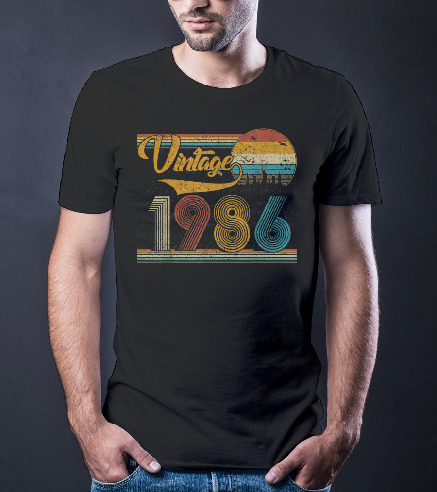 Vintage 1986 Retro Sunset 33rd Birthday Classic T-Shirt