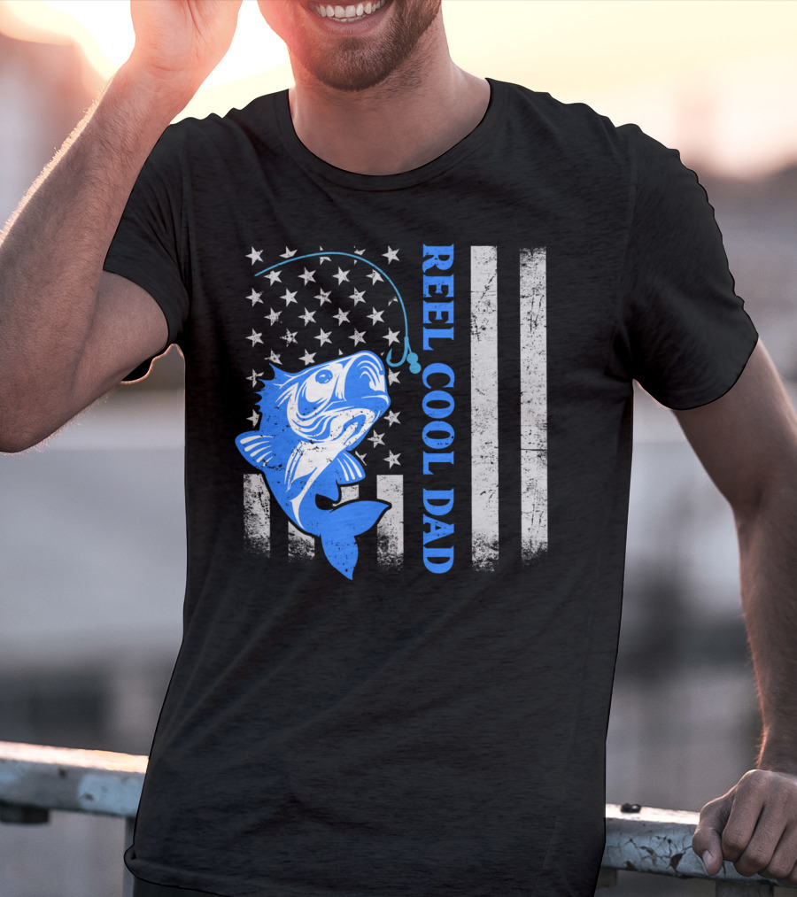 Reel Cool Dad Funny Fishing American Flag Fish T-Shirt