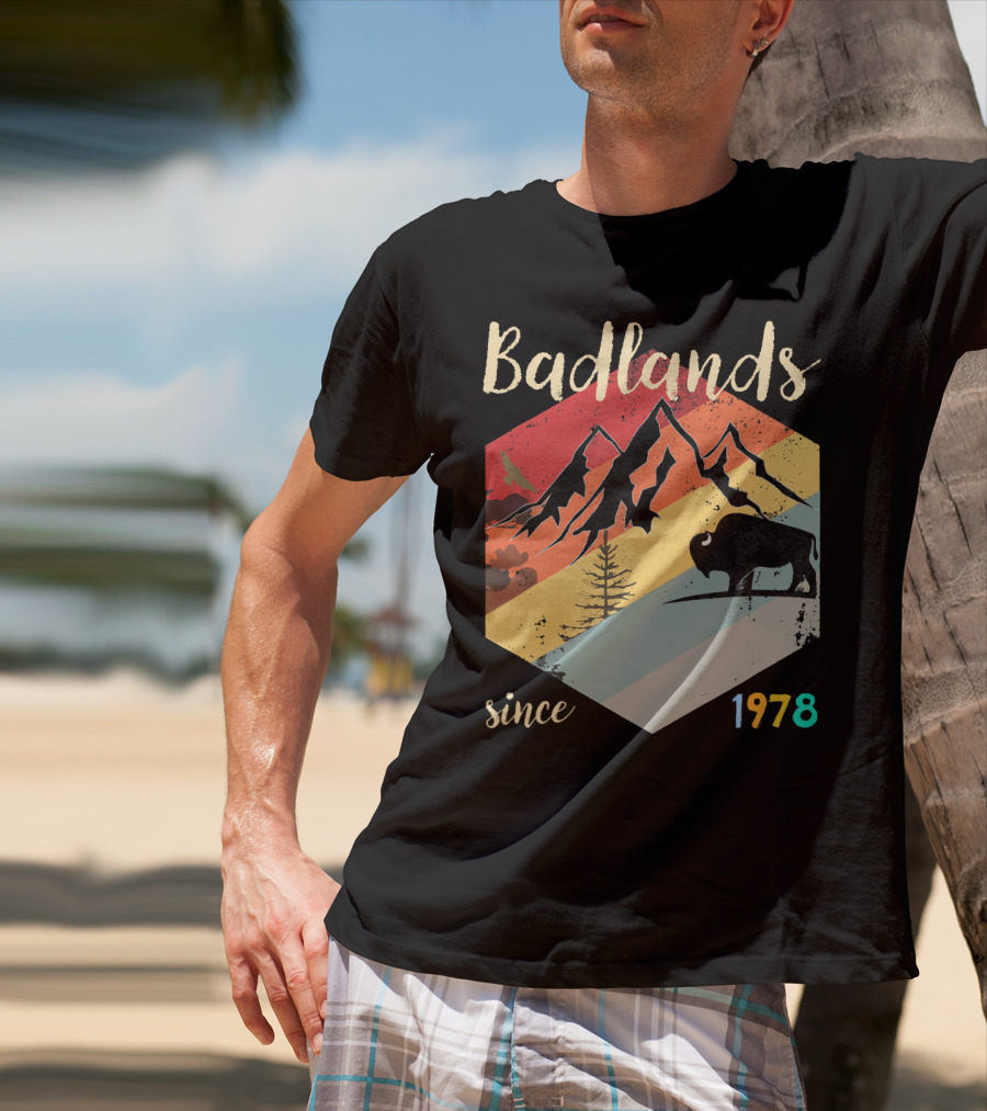 Badlands Since 1978 South Dakota National Park Hiking Mountain Bison T-Shirt