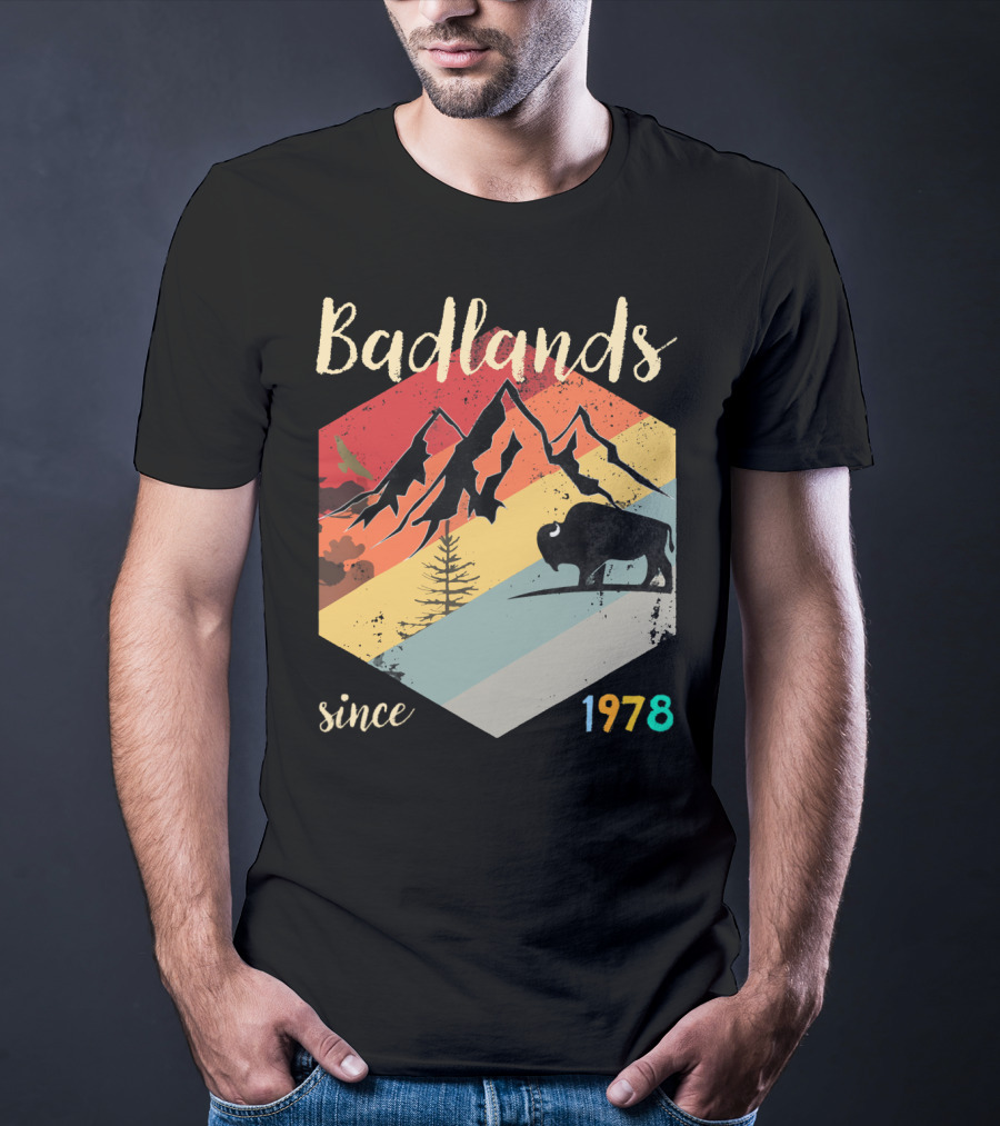 Badlands Since 1978 South Dakota National Park Hiking Mountain Bison T-Shirt
