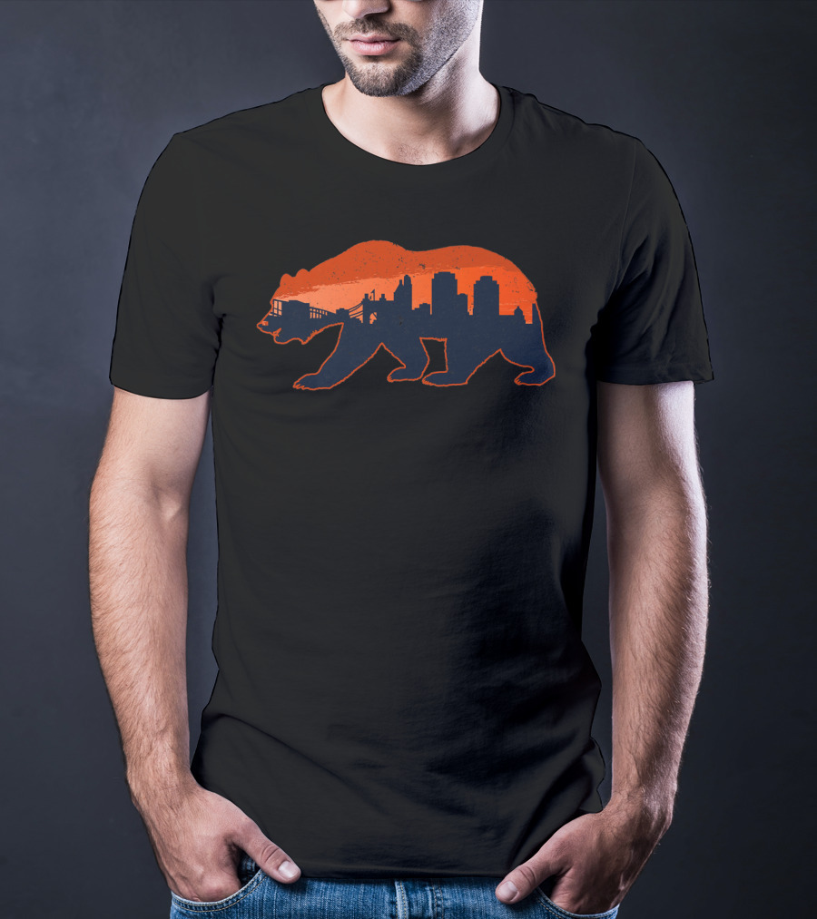 Chicago Bears City Skyline Distressed Pro Football T-Shirt