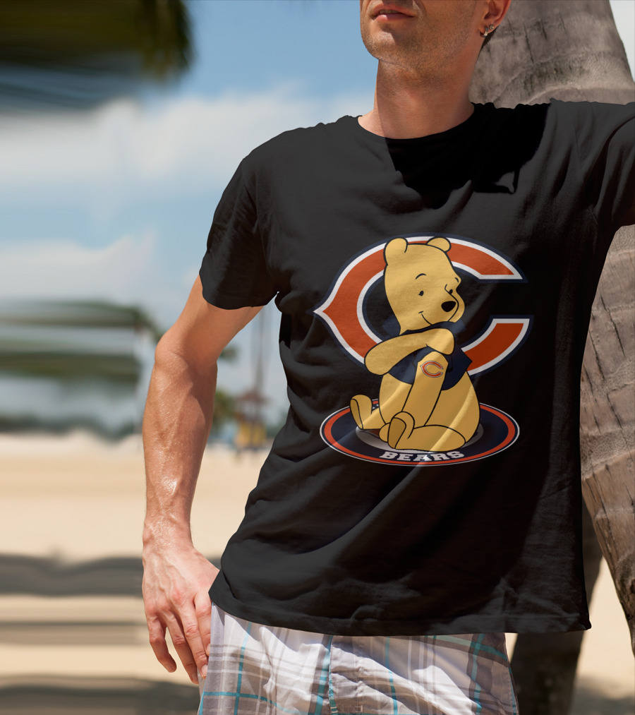 Pooh Chicago Bears C Logo Hugging Fan T-Shirt