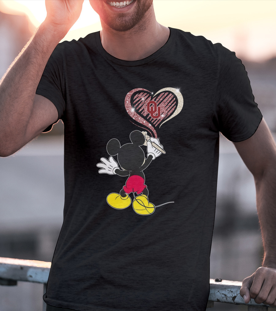 Mickey Draws Ou Heart For Oklahoma Sooners Fans T-Shirt