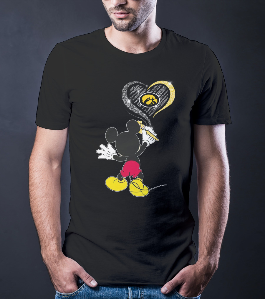 Mickey Painting Iowa Hawkeyes Heart T-Shirt