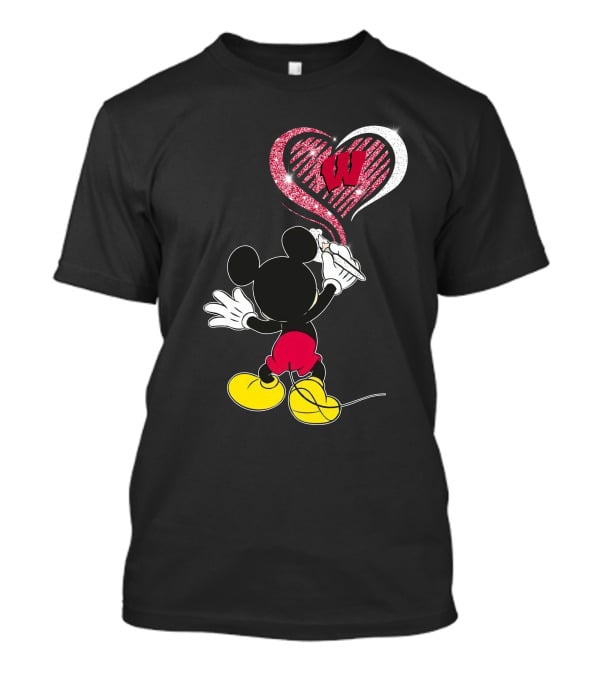 Mickey Painting Heart With Wisconsin Badgers W T-Shirt