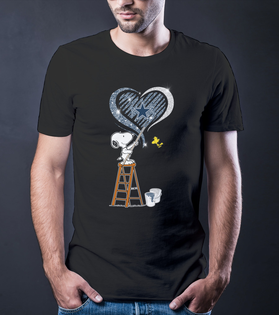 Snoopy And Woodstock Painting Glittery Heart With Dallas Cowboys Star T-Shirt