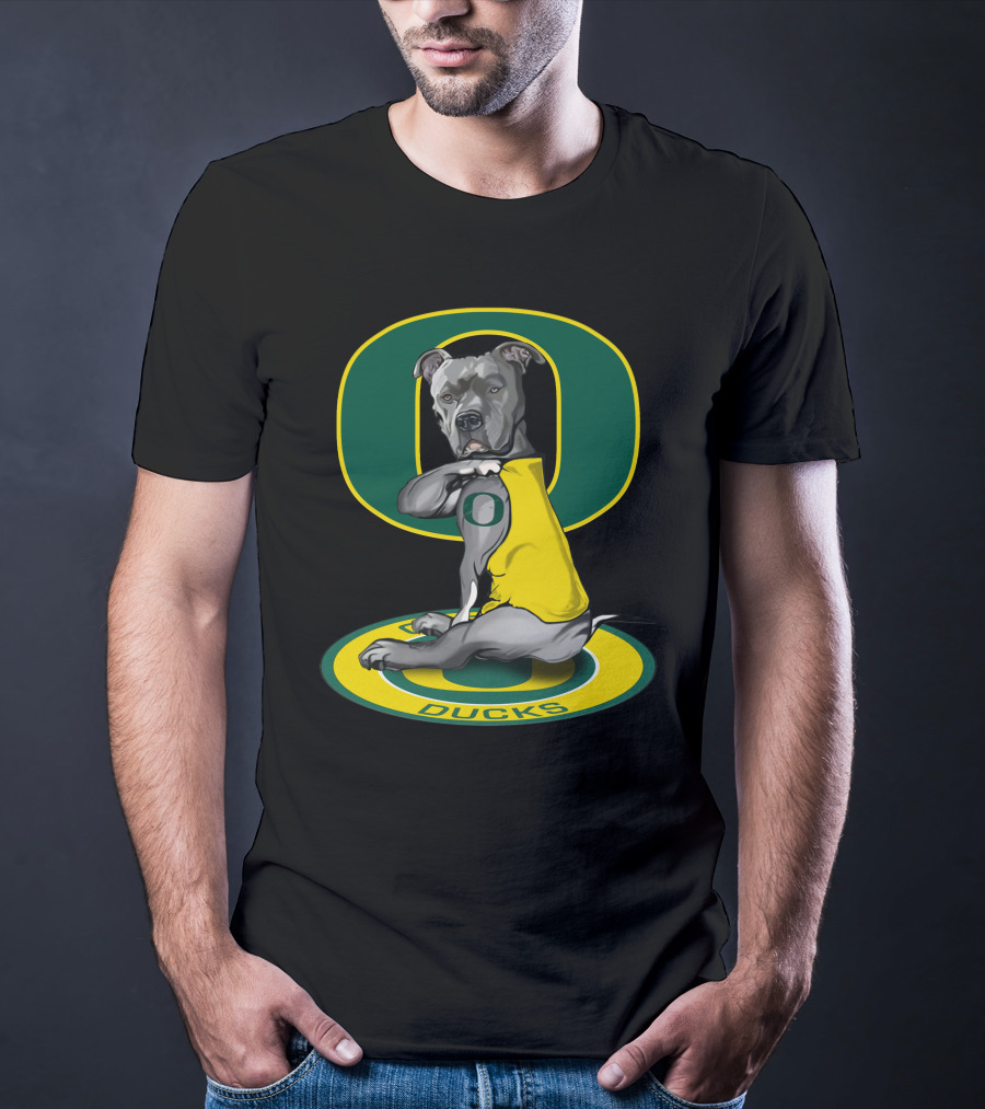 Oregon Ducks Bulldog With Yellow Vest And University T-Shirt