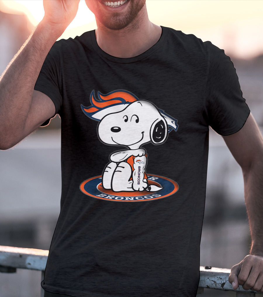 Snoopy Denver Broncos Fan T-Shirt