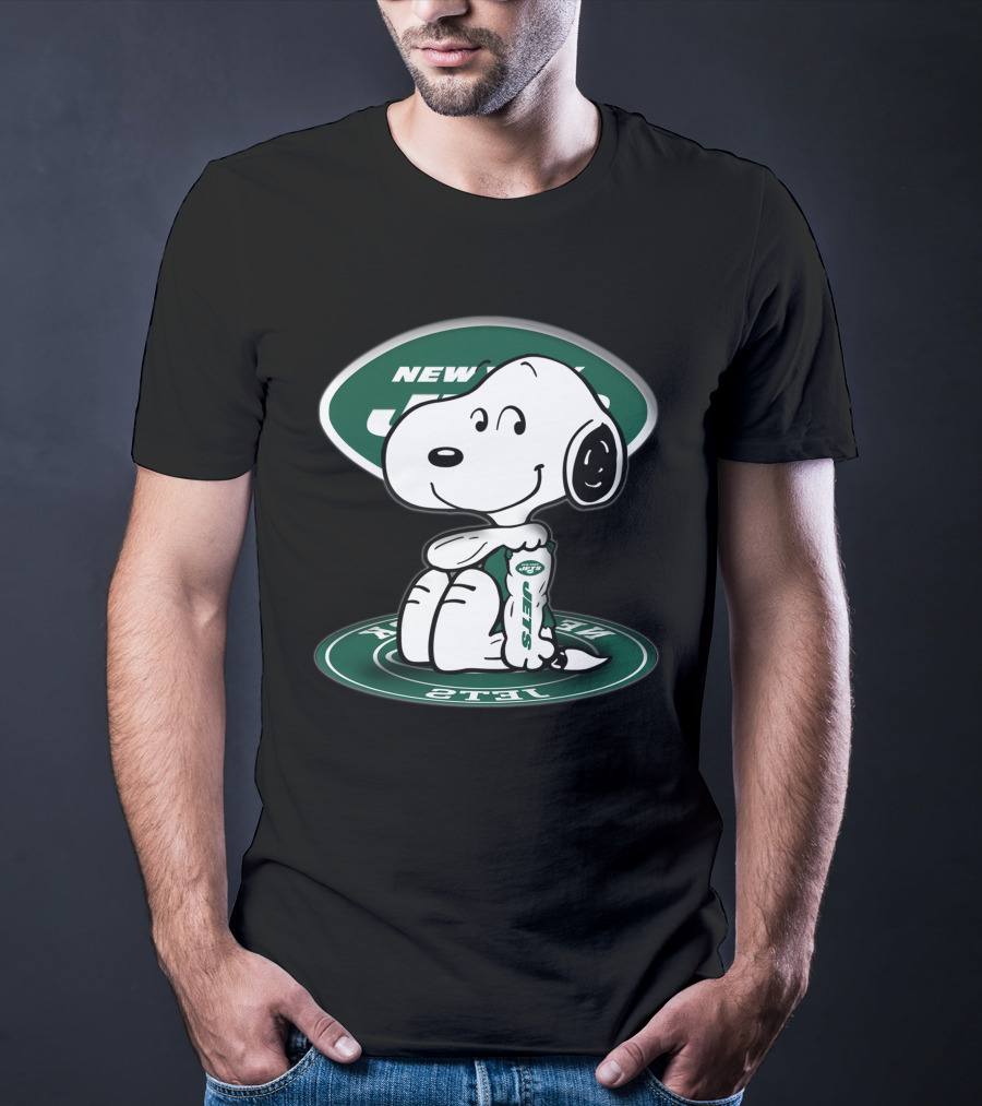 Snoopy New York Jets Football Fan Sitting Pose T-Shirt