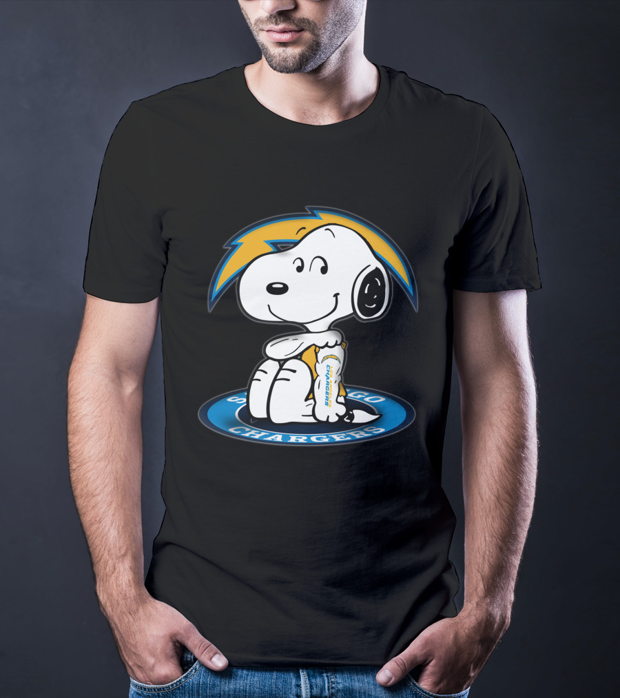Snoopy Holding Los Angeles Chargers Helmet San Diego Chargers T-Shirt