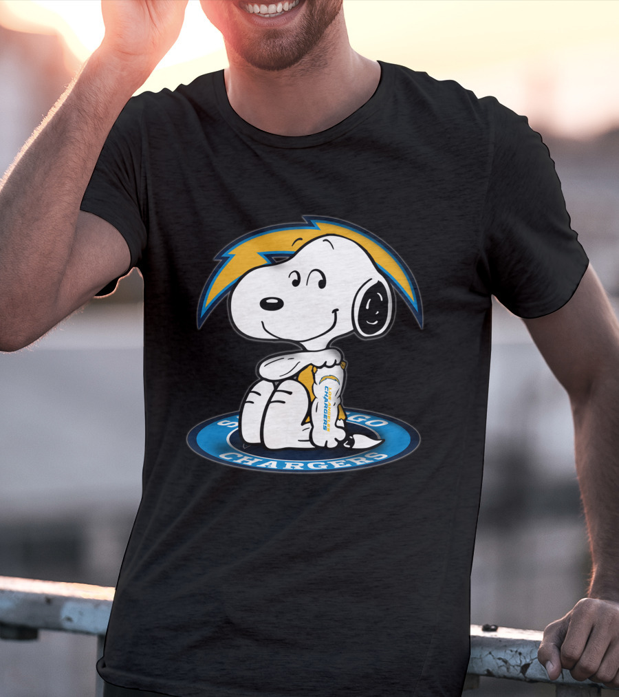 Snoopy Holding Los Angeles Chargers Helmet San Diego Chargers T-Shirt