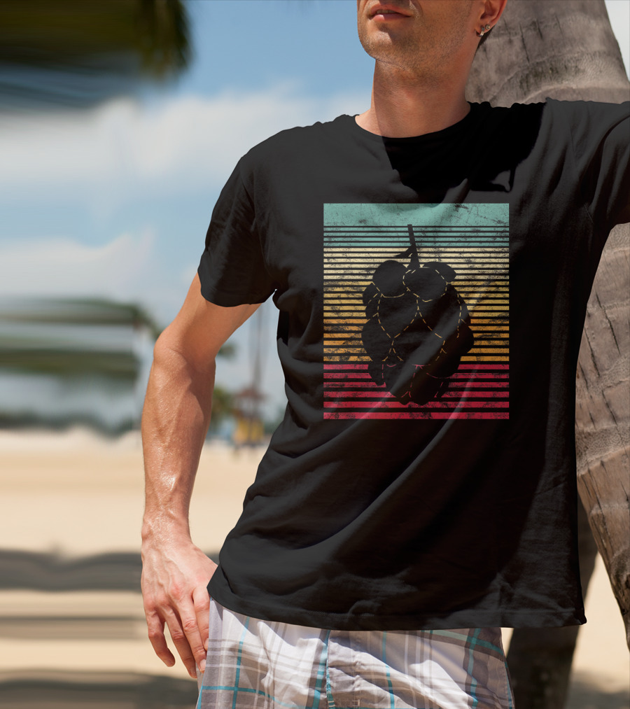 Vintage Hops Leaf Craft Beer Retro Stripes T-Shirt