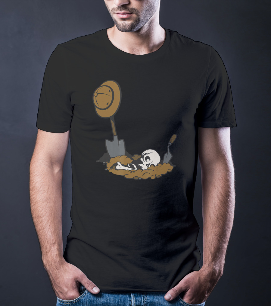 Funny Skull Archaeology Digging Scene T-Shirt