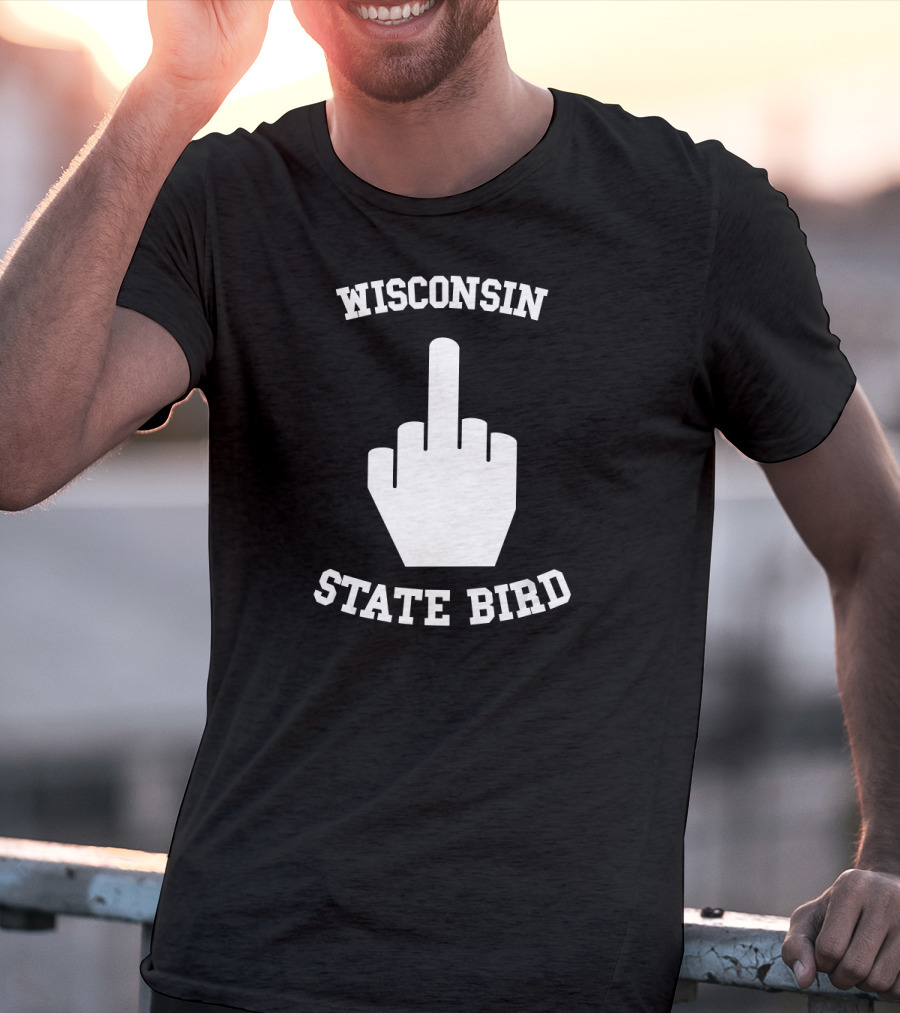 Wisconsin State Bird Funny Joke Flipping Off Iconic Gesture T-Shirt