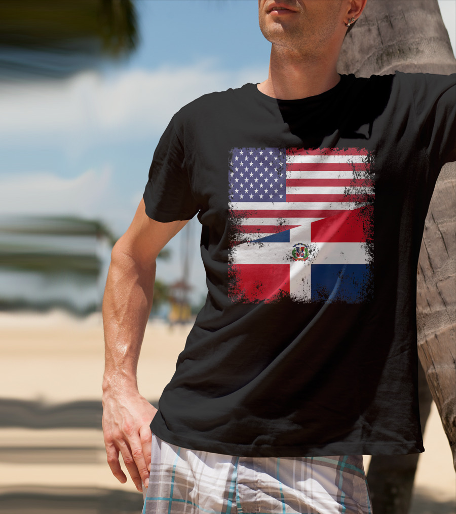 Half Dominican Flag Vintage USA American Dominican Grunge T-Shirt