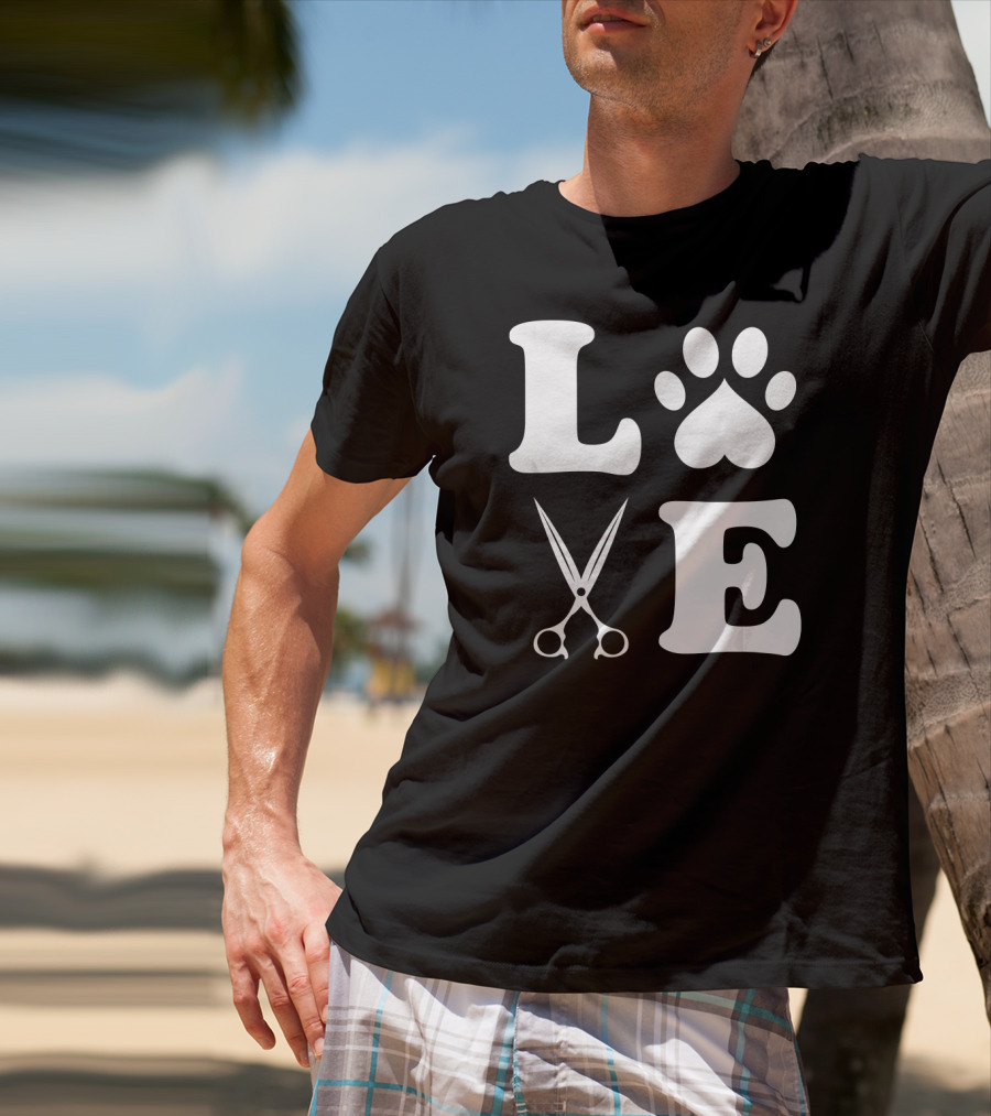 LOVE Dog Grooming With Scissors And Paw Prints T-Shirt