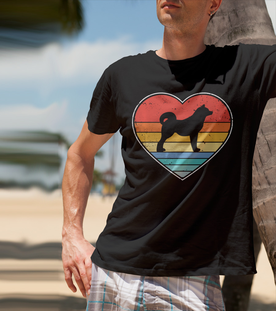 Akita Inu Dog Heart Retro Vintage Stripes T-Shirt