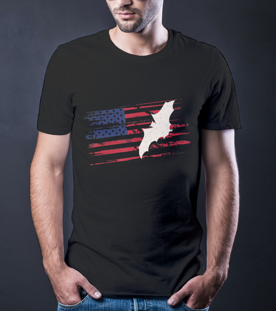 US American Flag Bat Silhouette Patriotic Flying Animal T-Shirt