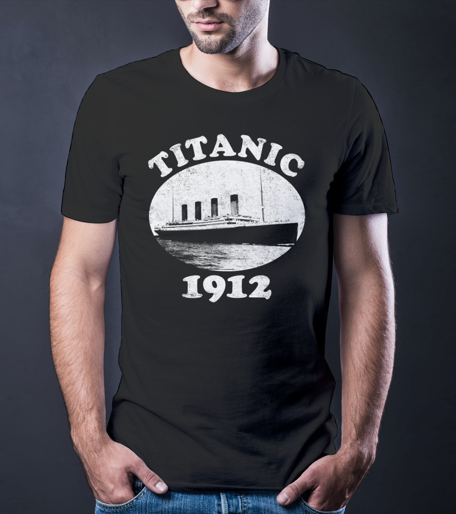 Titanic 1912 Historic Vintage Cru Ocean Liner Classic T-Shirt