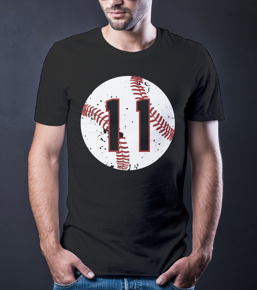 Vintage Baseball Number 11 Cool Softball Circle T-Shirt
