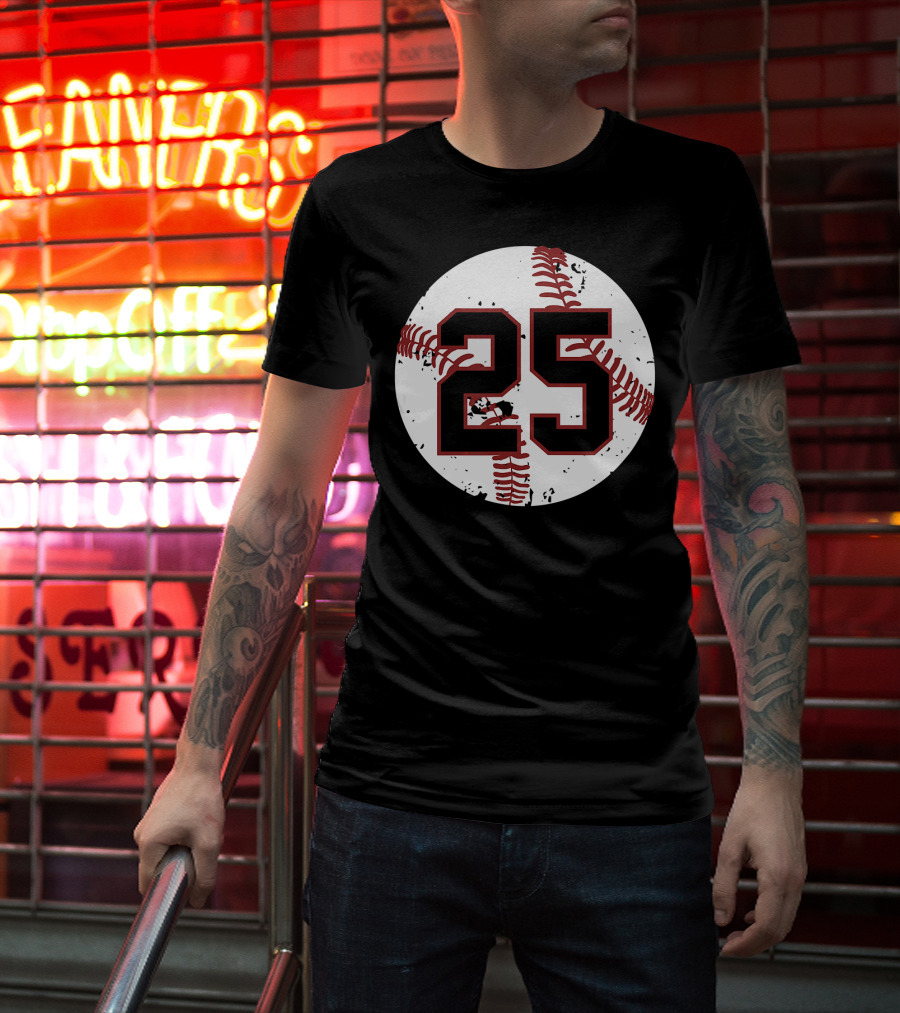 Vintage Baseball Number 25 Circle Pattern Cool Sof T-Shirt