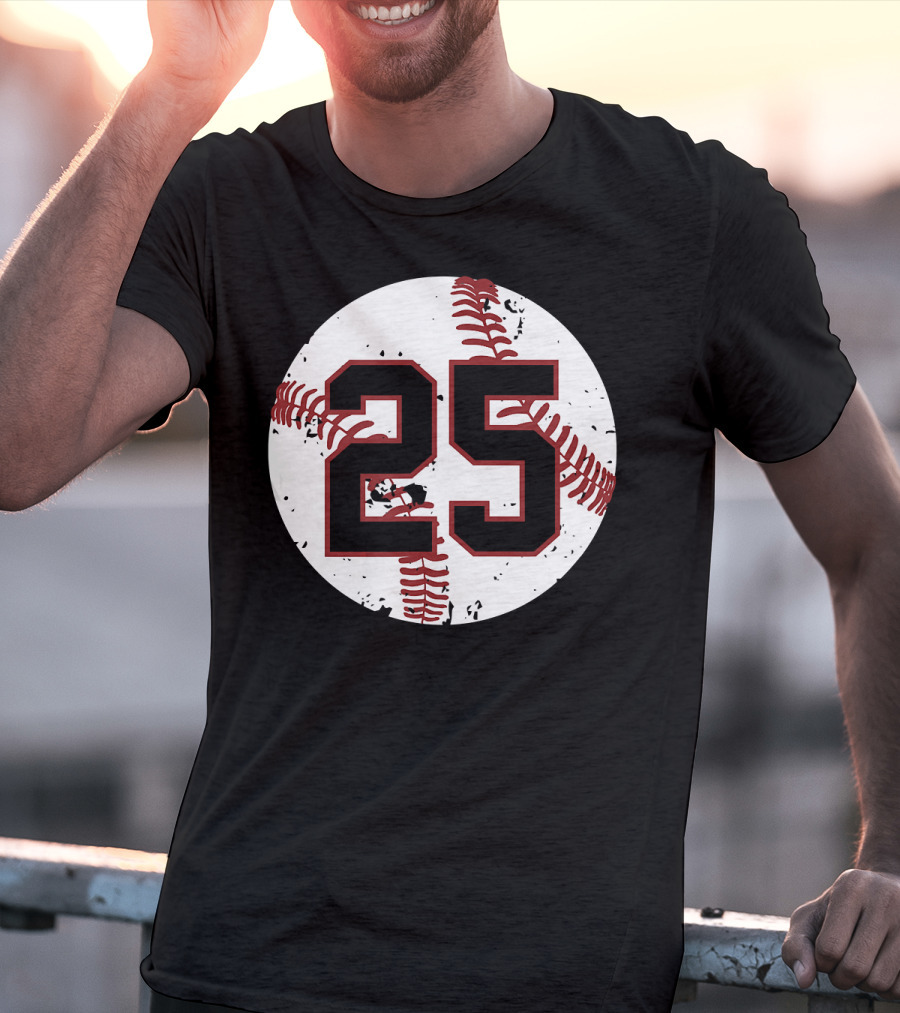 Vintage Baseball Number 25 Circle Pattern Cool Sof T-Shirt