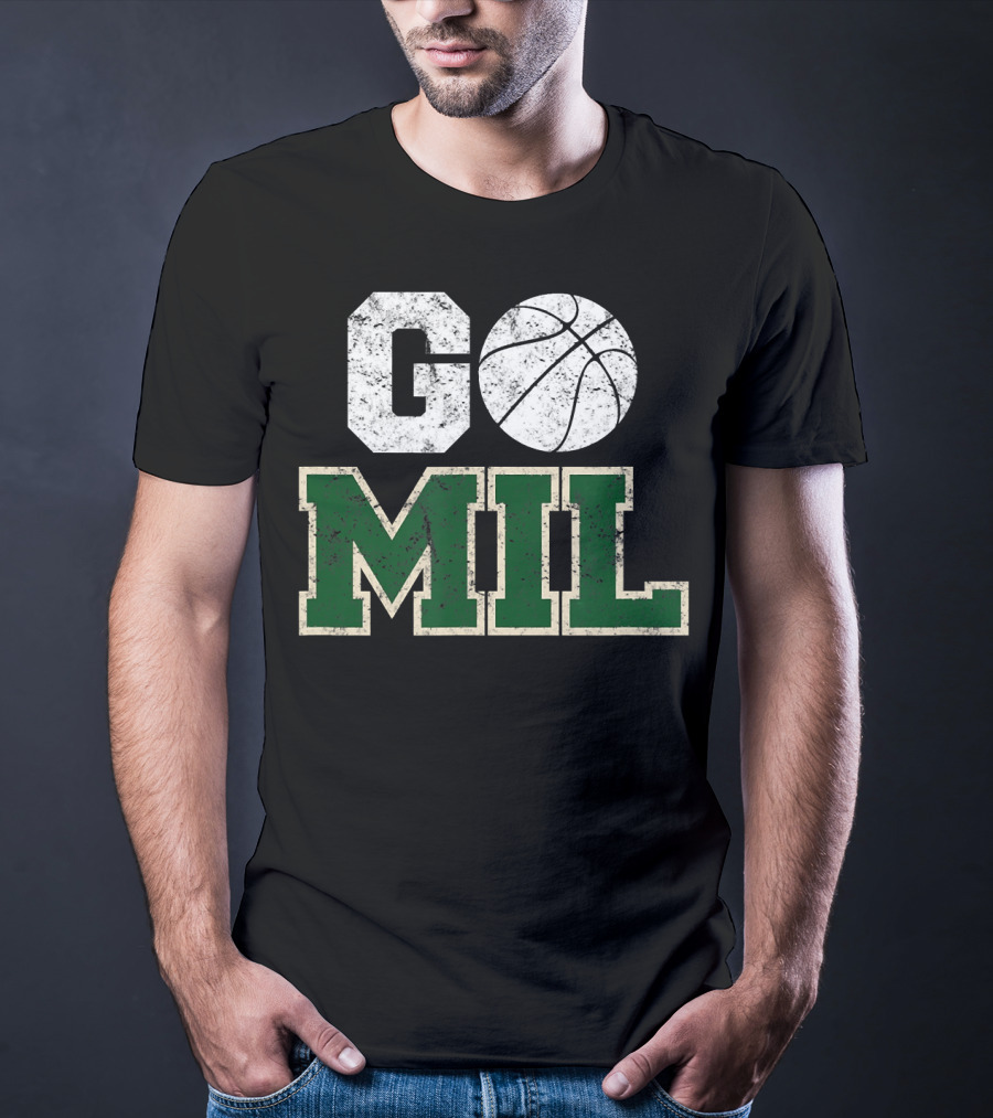 Go MIL Milwaukee Wisconsin City Basketball Vintage T-Shirt