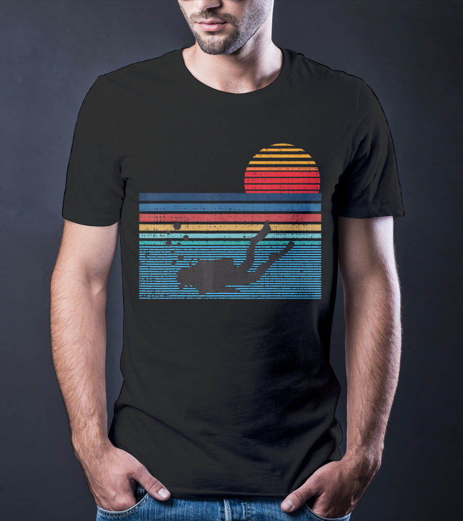 Vintage Scuba Diving 80s Sunset Silhouette Stripes T-Shirt