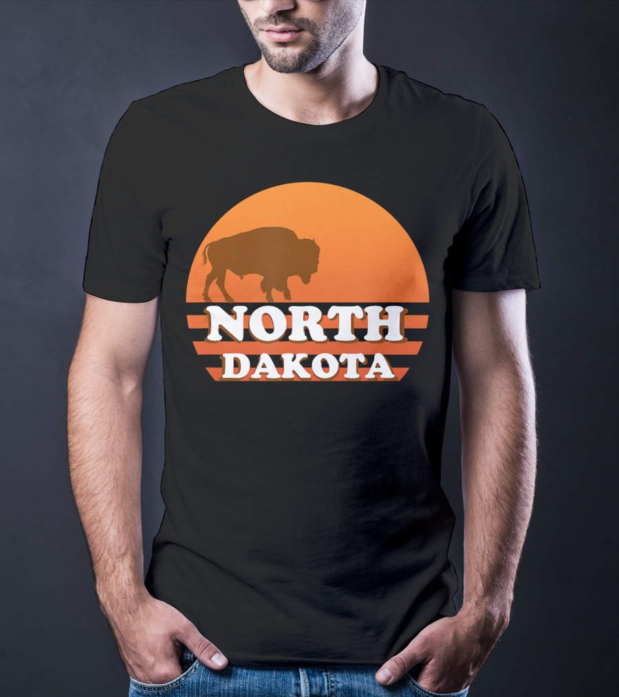 Vintage Sunset North Dakota 70s 80s Retro Buffalo T-Shirt
