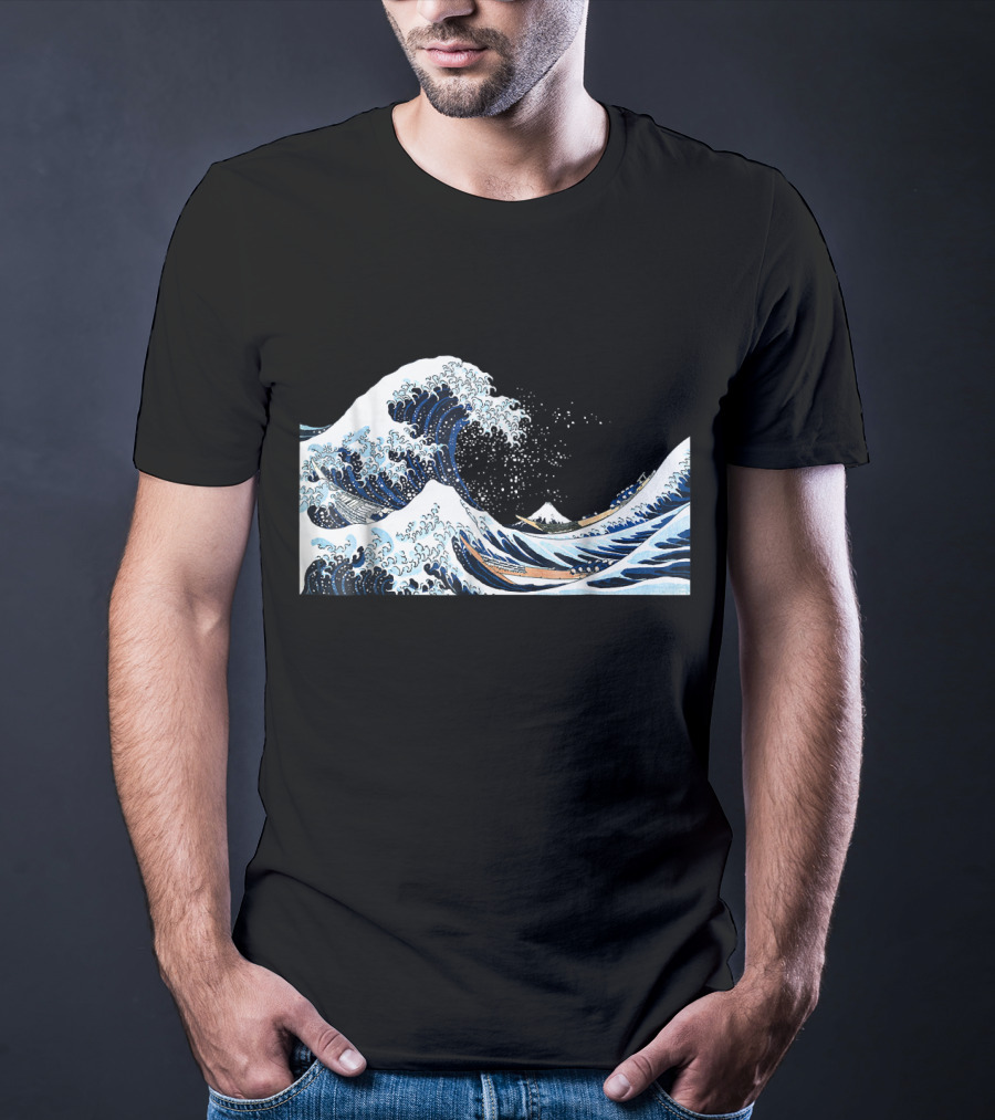 The Great Wave Off Kanagawa Hokusai Japan Iconic T-Shirt