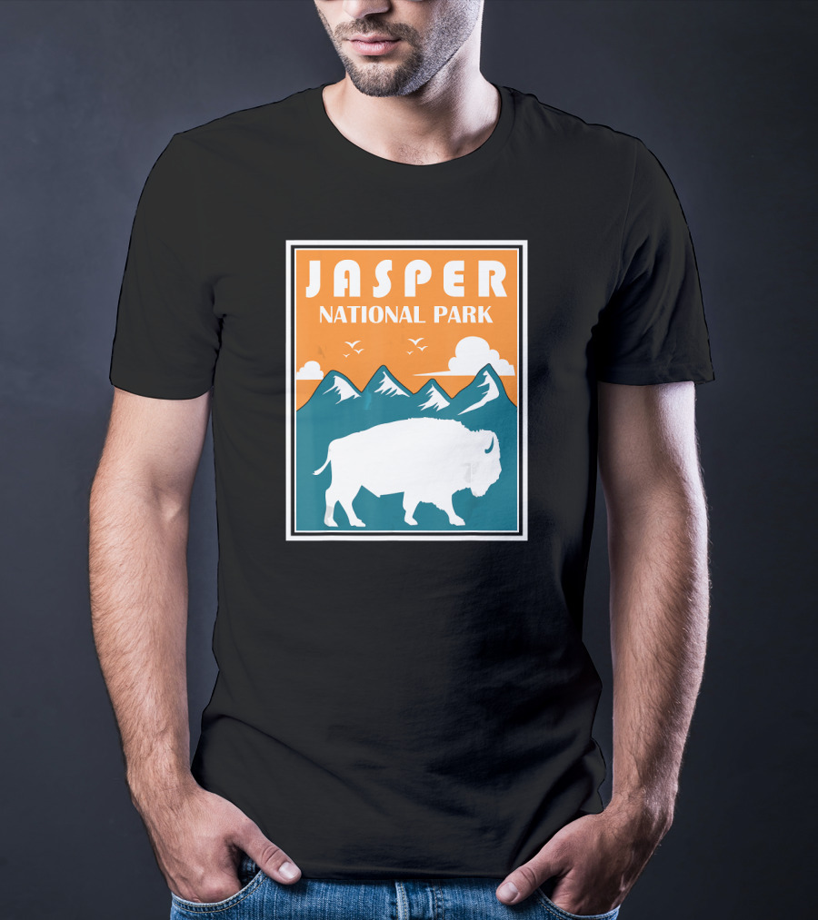 Jasper National Park Canada Bison Silhouette Mountains T-Shirt