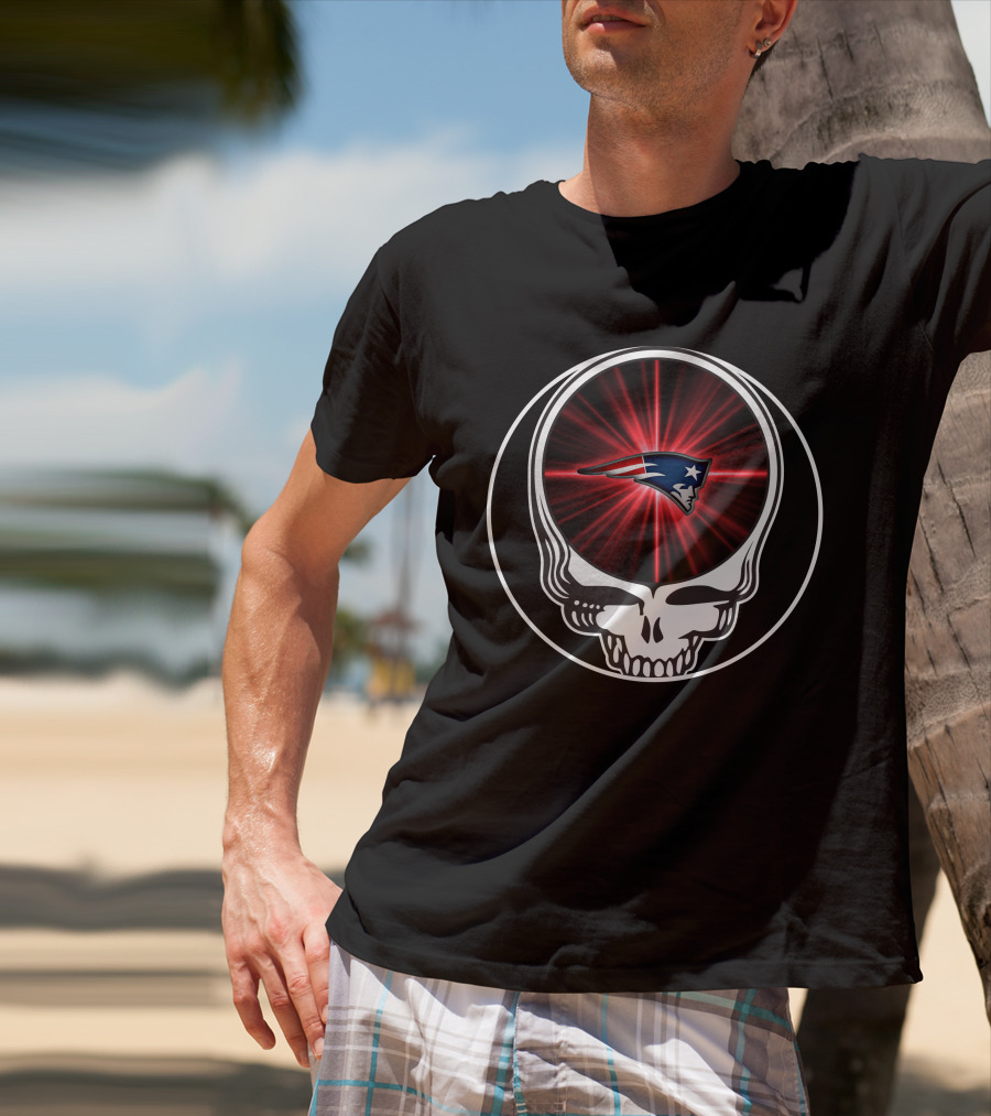 New England Patriots Skull Radiant T-Shirt