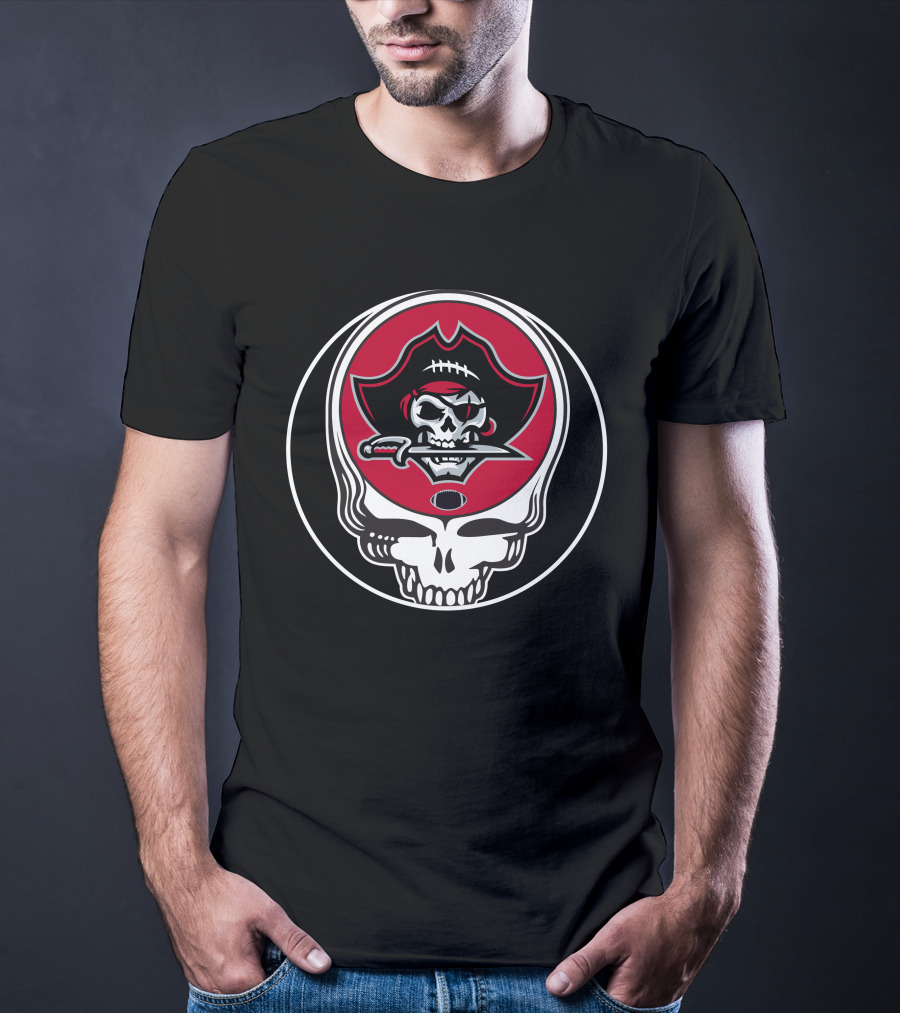 Tampa Bay Buccaneers Skull Logo With Football And Sword T-Shirt