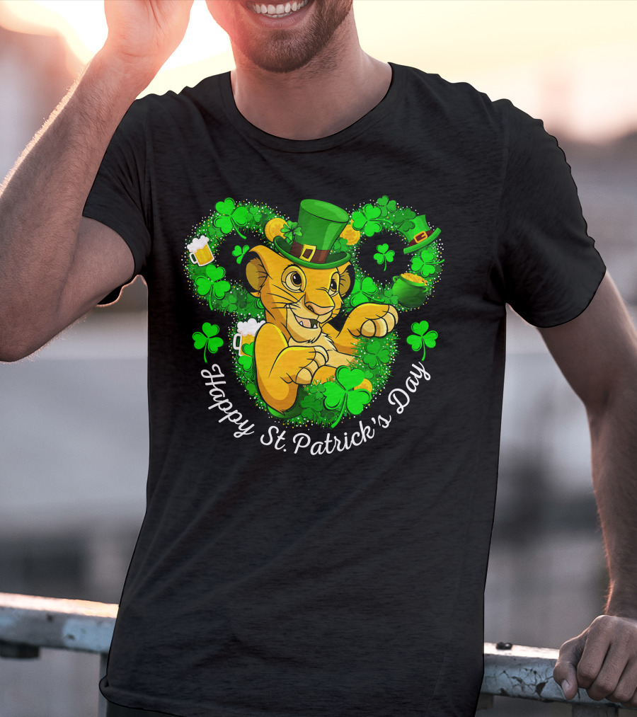 Happy St. Patrick's Day Simba With Clover And Hat T-Shirt