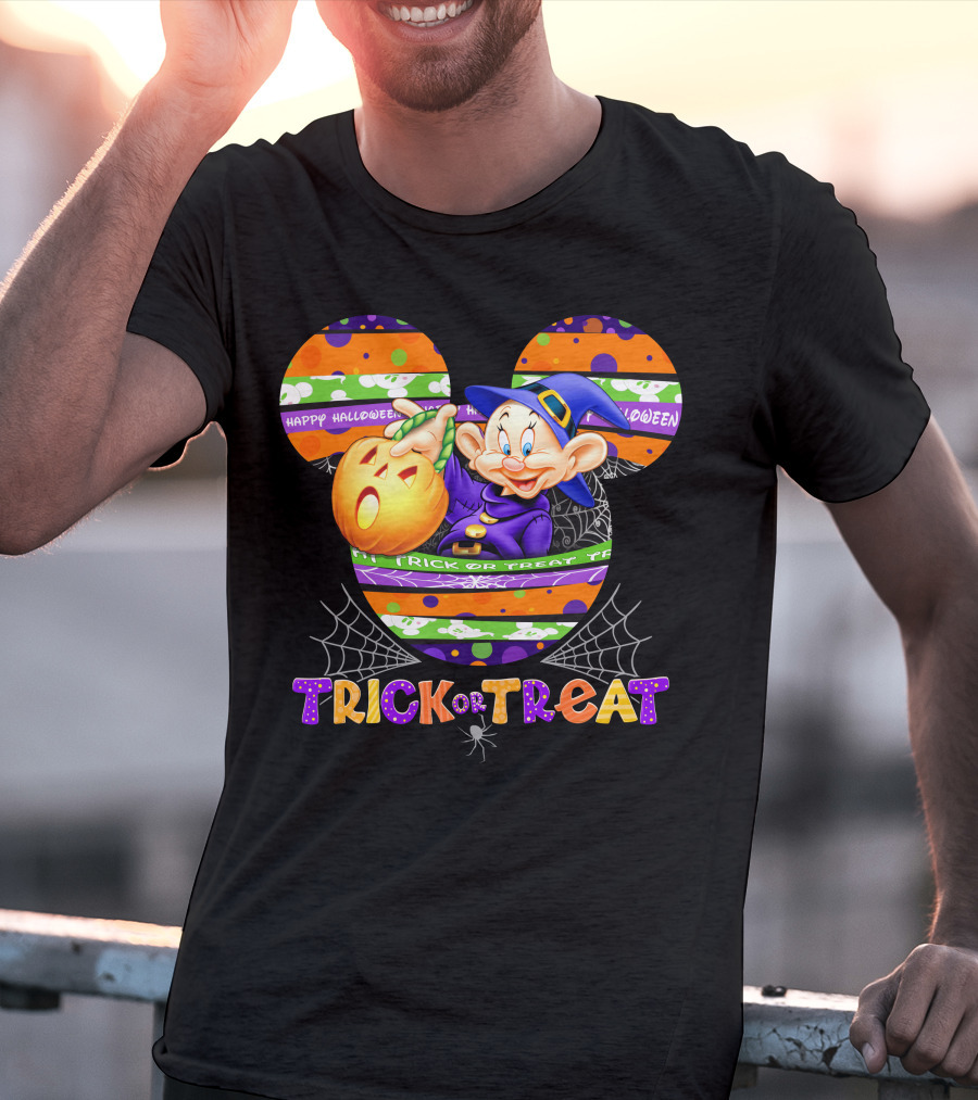 Happy Halloween Mickey Ears Trick Or Treat Dopey Pumpkin T-Shirt
