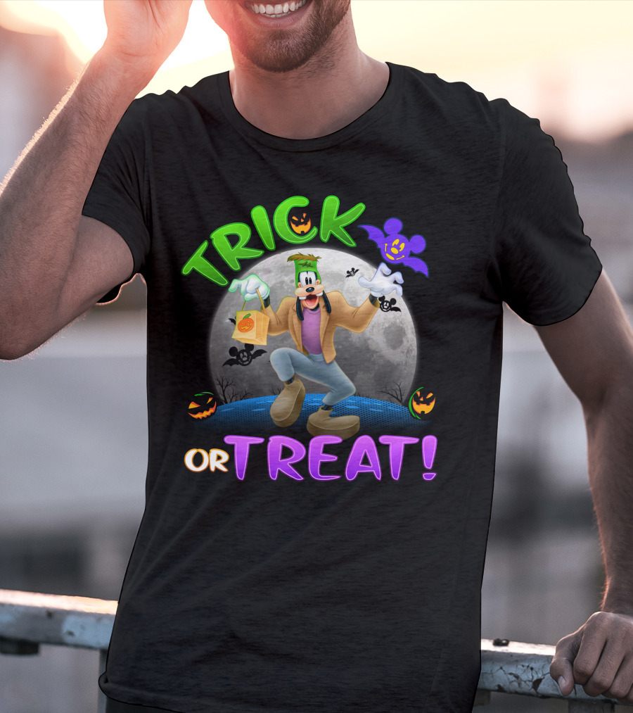 Trick Or Treat Goofy Halloween Moon Bat Pumpkin T-Shirt