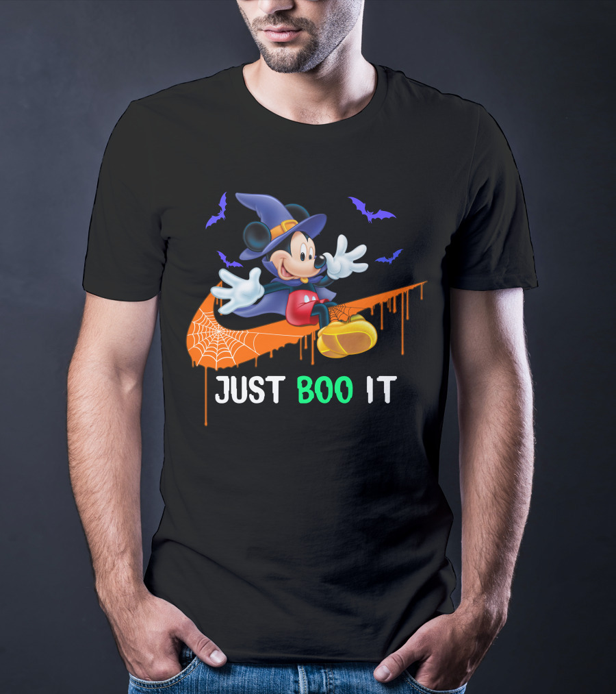 Mickey Halloween Just Boo It Magic Bats Wizard Hat T-Shirt