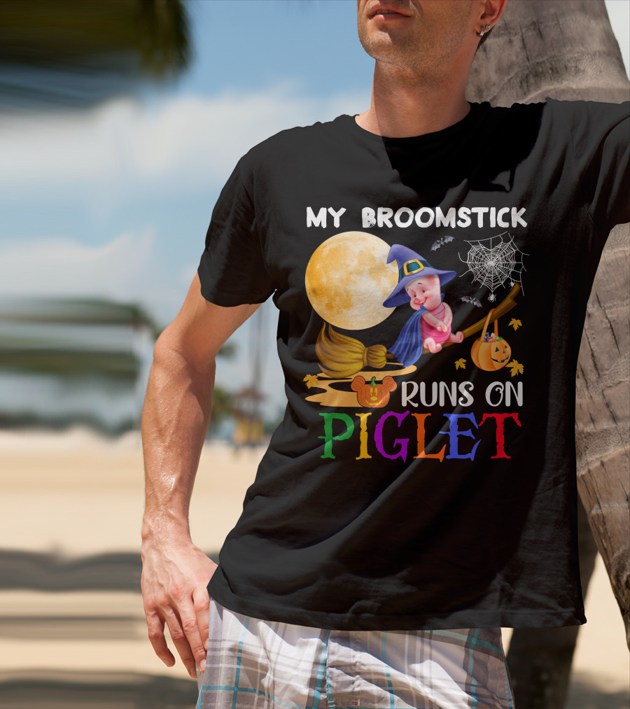 My Broomstick Runs On Piglet Halloween Wizard Moon Pumpkin T-Shirt