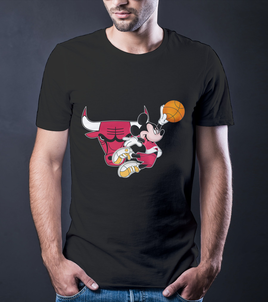 Mickey Chicago Bulls Basketball T-Shirt
