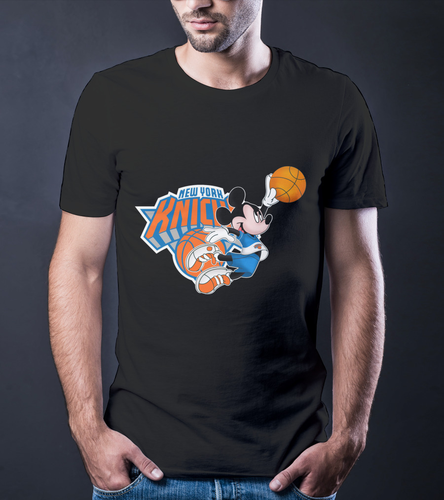 New York Knicks Mickey Basketball T-Shirt