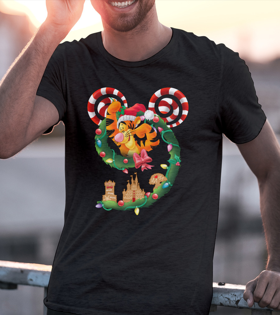 Tigger Disney Christmas Wreath Mickey Ears Holiday Castle Gingerbread Cookies T-Shirt