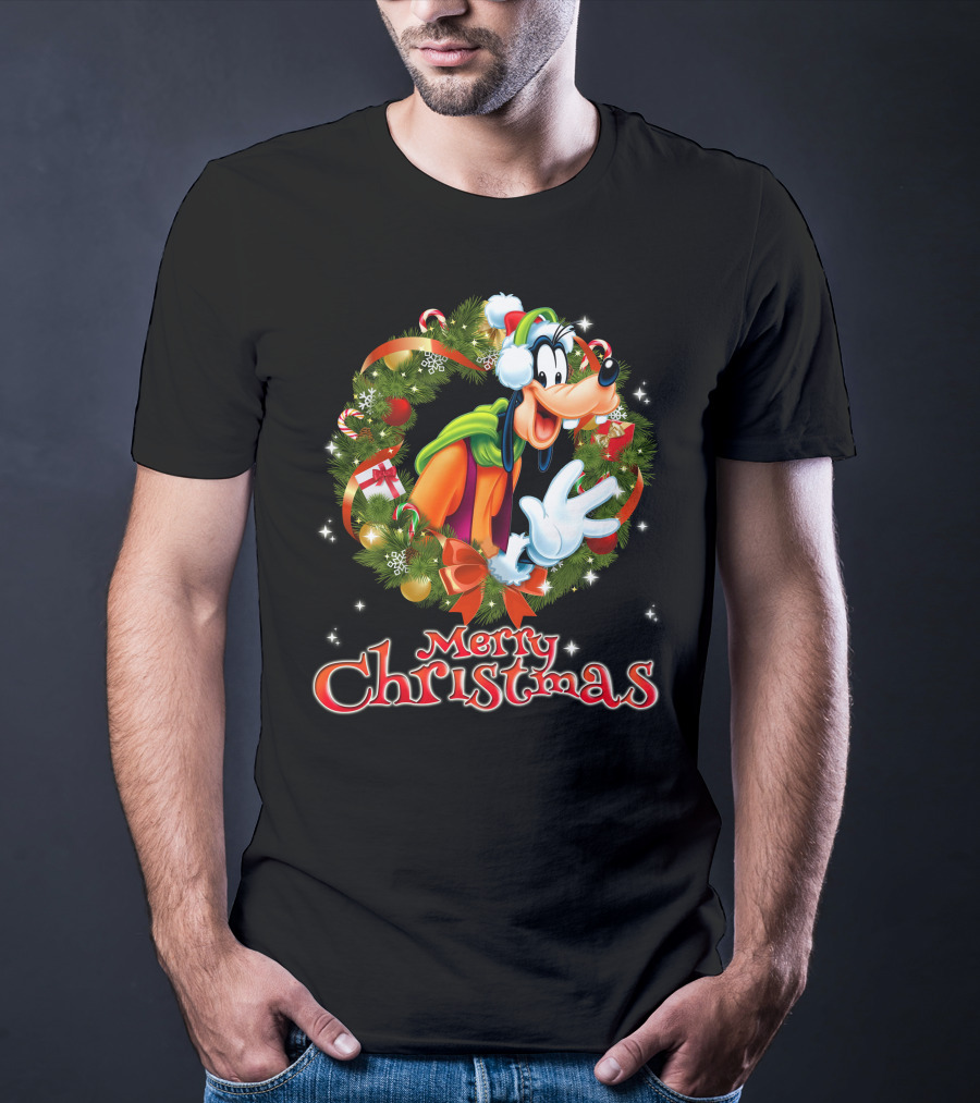 Merry Christmas Goofy Wreath Holiday Celebration T-Shirt