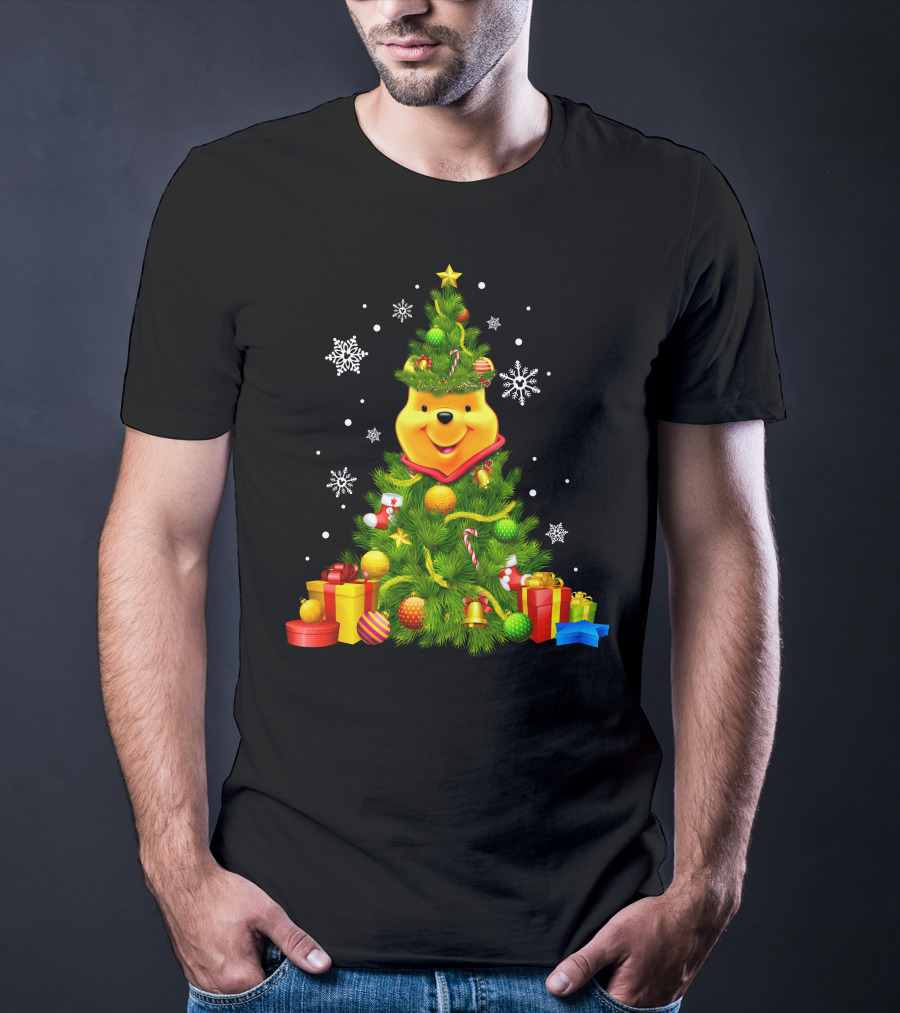 Pooh Christmas Tree With Snowflakes And Gifts T-Shirt