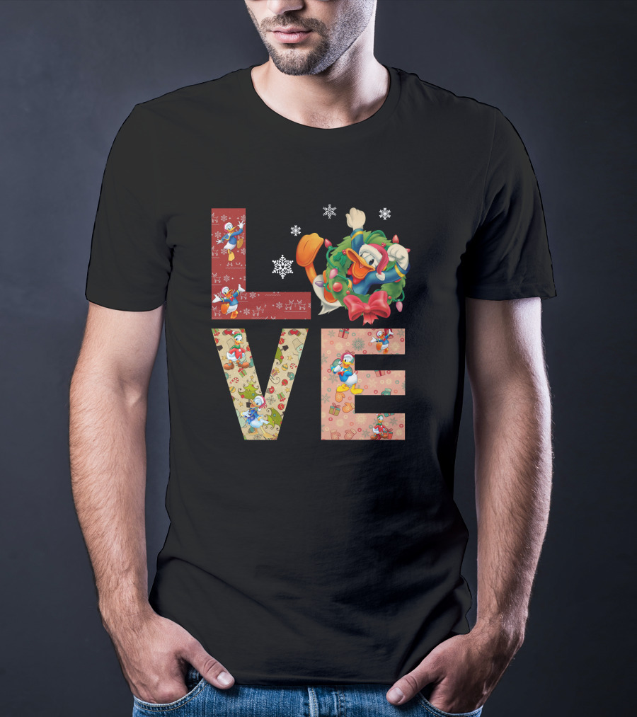 Love Donald Duck Christmas Wreath Snowflakes T-Shirt